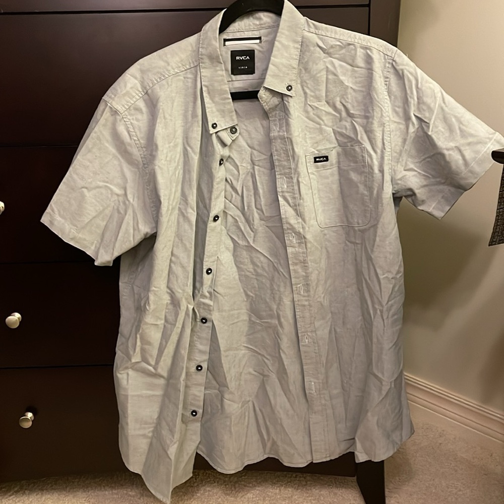 button up - Picture 2 of 2
